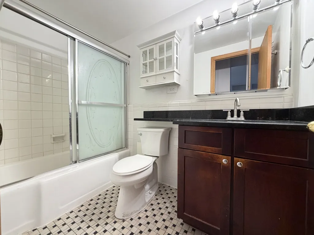 4180 N Marine Dr, , 60613, USA 60613-unit#1004-Chicago-IL