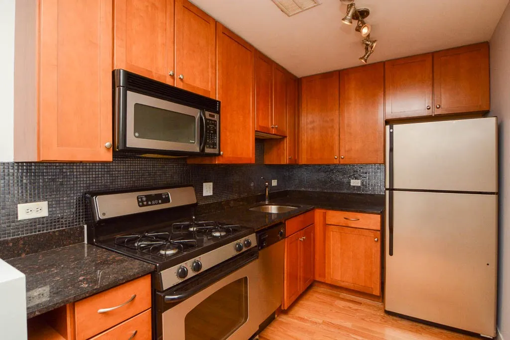 625 W Wrightwood Ave, ,  60614, USA 60614-unit#218-Chicago-IL