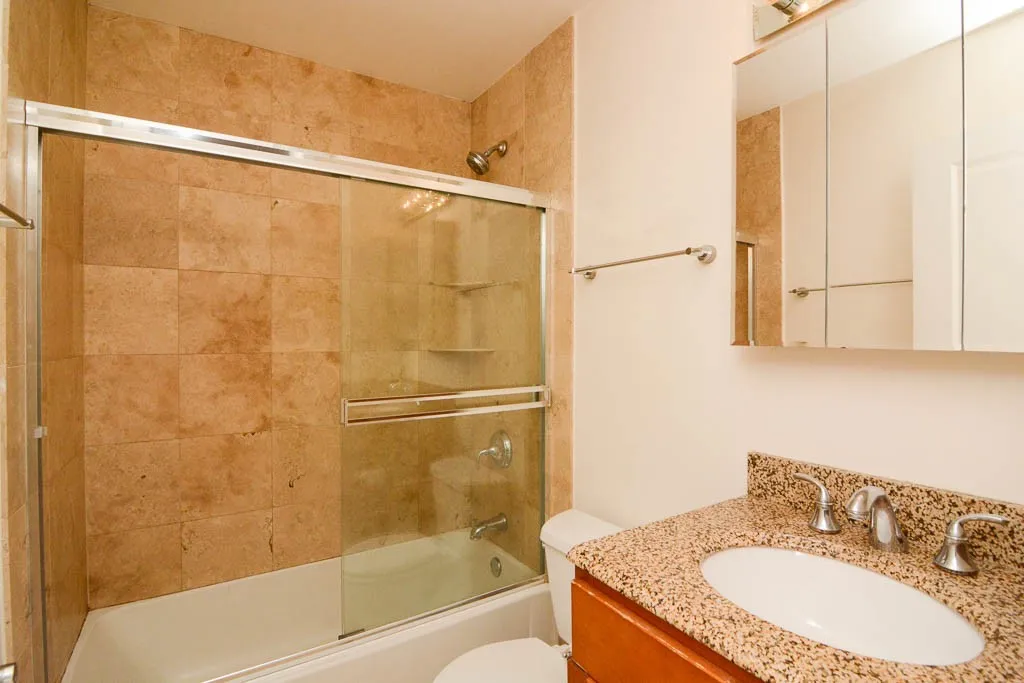 625 W Wrightwood Ave, ,  60614, USA 60614-unit#218-Chicago-IL