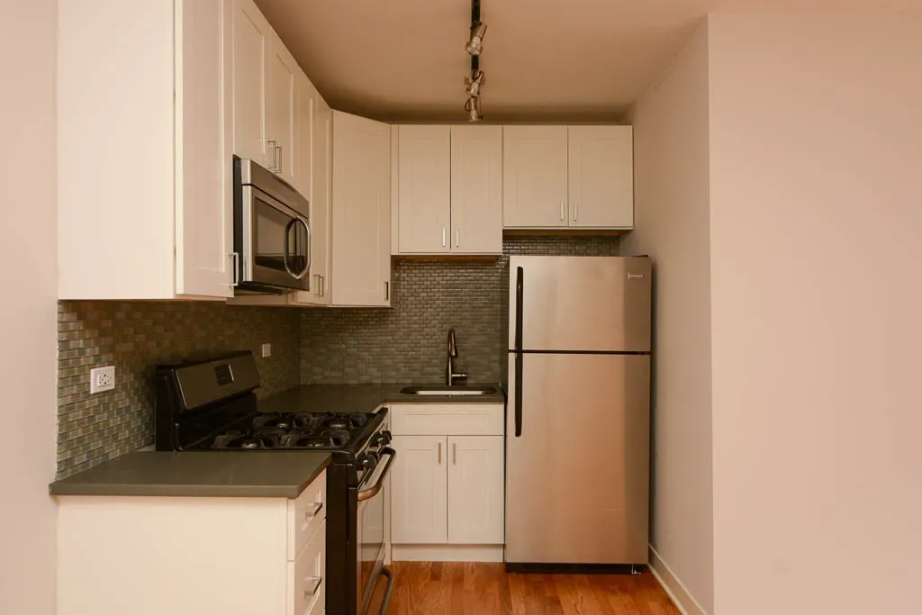 2420 N Kedzie Blvd, ,  60647, USA 60647-unit#305-Chicago-IL