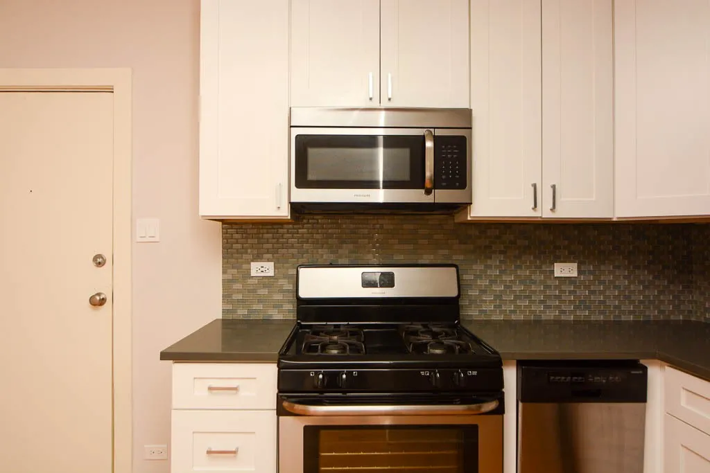 2420 N Kedzie Blvd, ,  60647, USA 60647-unit#305-Chicago-IL