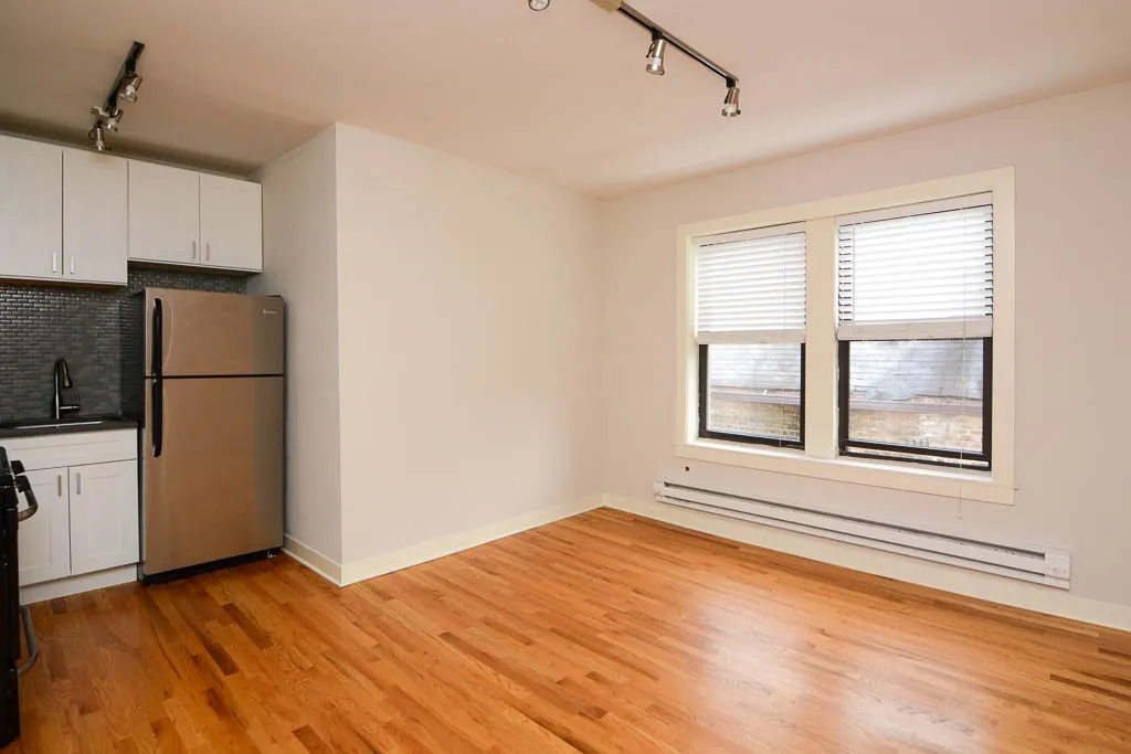 2420 N Kedzie Blvd, ,  60647, USA 60647-unit#305-Chicago-IL