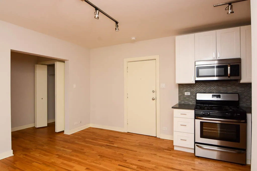 2420 N Kedzie Blvd, ,  60647, USA 60647-unit#305-Chicago-IL