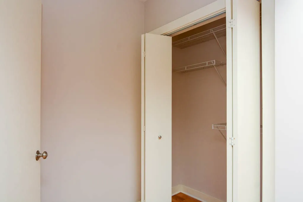 2420 N Kedzie Blvd, ,  60647, USA 60647-unit#305-Chicago-IL