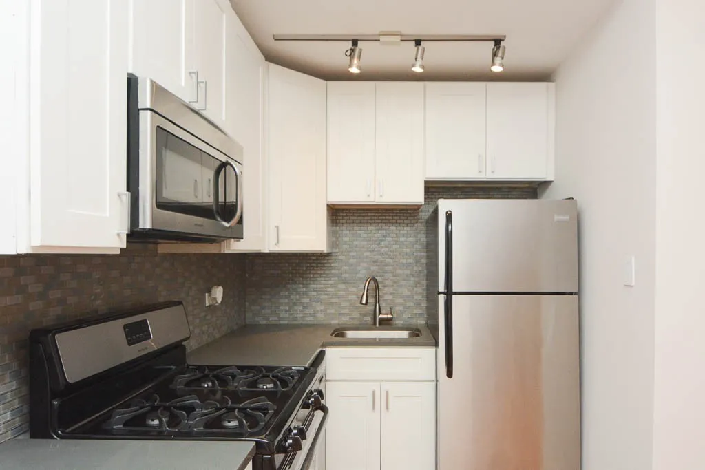 2420 N Kedzie Blvd, , 60647, USA 60647-unit#B02-Chicago-IL