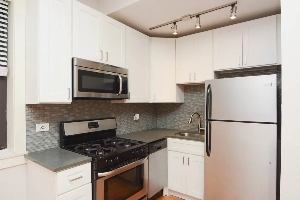2420 N Kedzie Blvd, , 60647, USA 60647-unit#B02-Chicago-IL