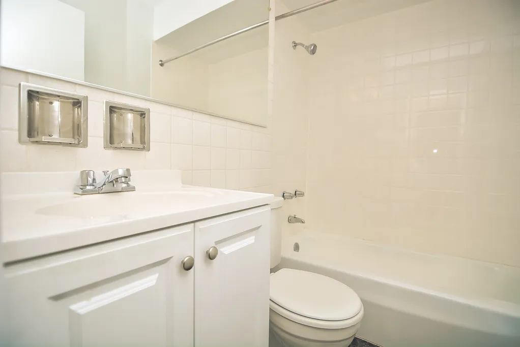 540 W Roscoe St, ,  60657, USA 60657-unit#287-Chicago-IL