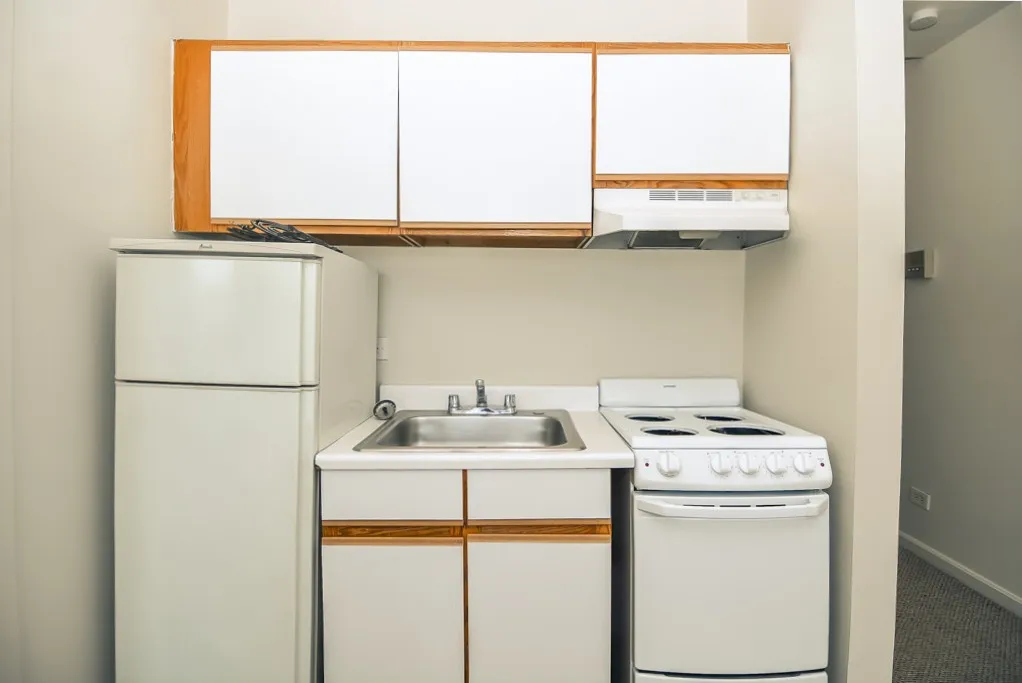 3957 W Irving Park Rd, ,  60641, USA 60618-unit#7-Chicago-IL