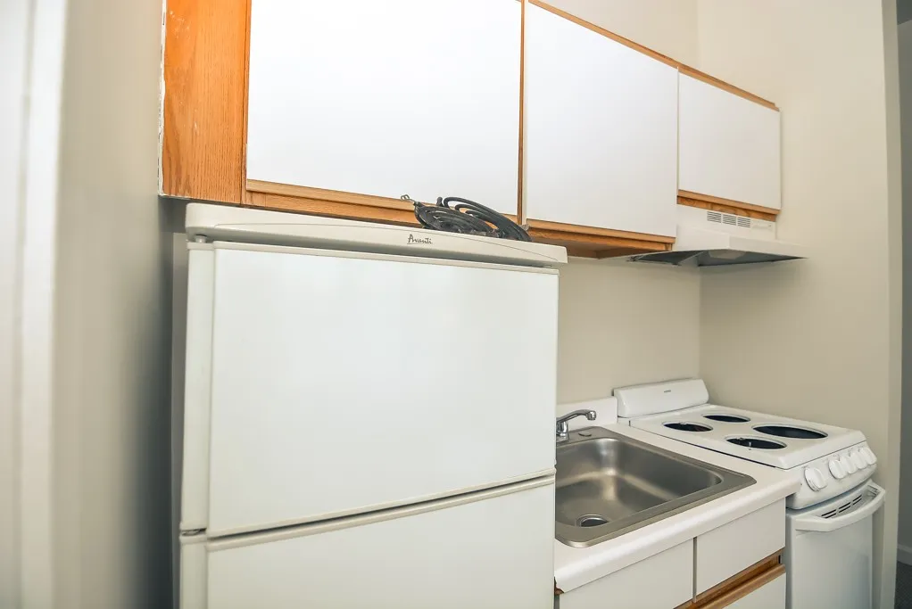 3957 W Irving Park Rd, ,  60641, USA 60618-unit#7-Chicago-IL