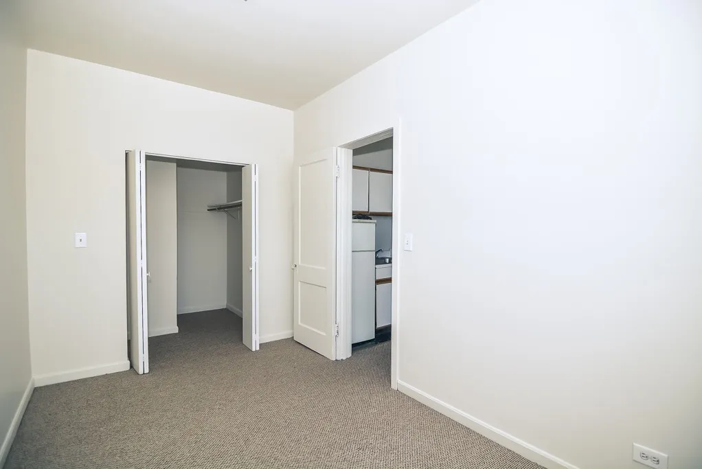3957 W Irving Park Rd, ,  60641, USA 60618-unit#7-Chicago-IL