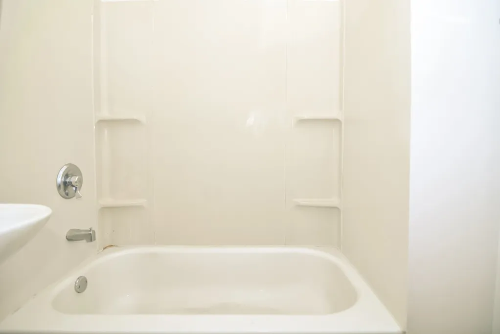 3957 W Irving Park Rd, ,  60641, USA 60618-unit#7-Chicago-IL