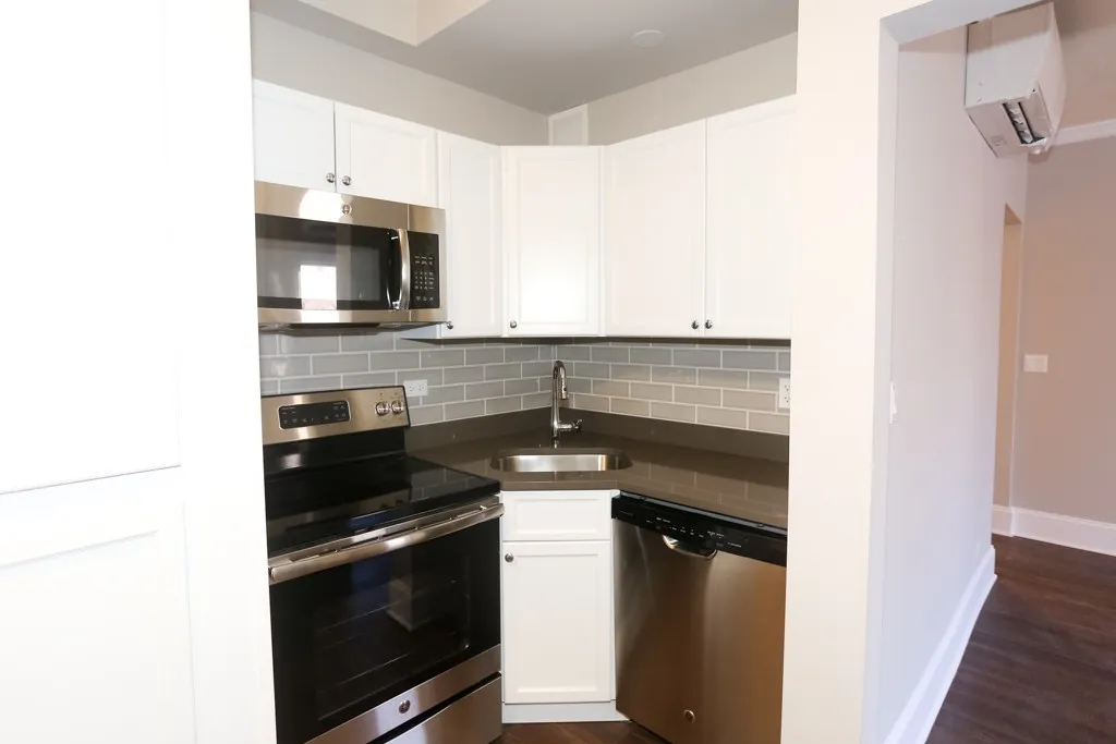 817 W Lakeside Pl, ,  60640, USA 60640-unit#503-Chicago-IL