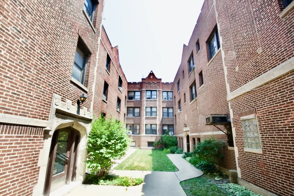 3121 N Hamlin Ave, , 60618, USA 60618-unit#2M-Chicago-IL