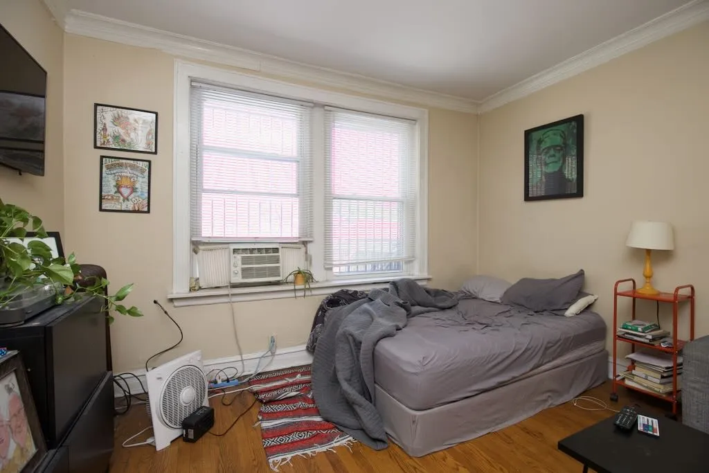 3121 N Hamlin Ave, , 60618, USA 60618-unit#2M-Chicago-IL