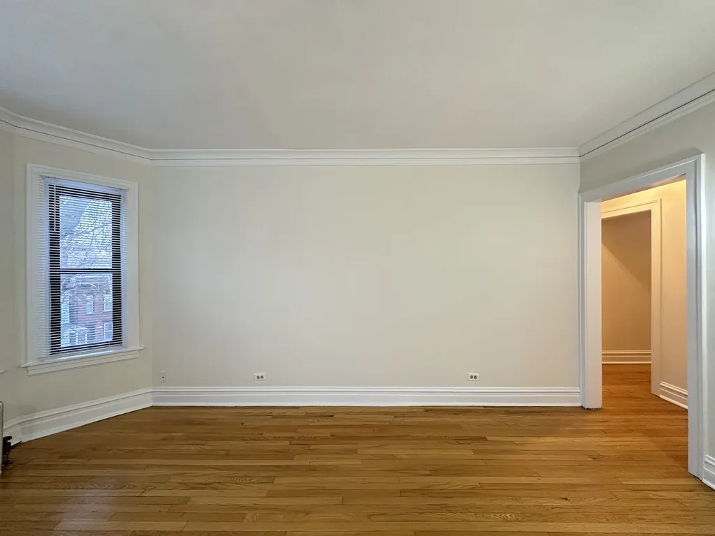 1913 W Larchmont Ave, ,  60613, USA 60613-unit#3B-Chicago-IL