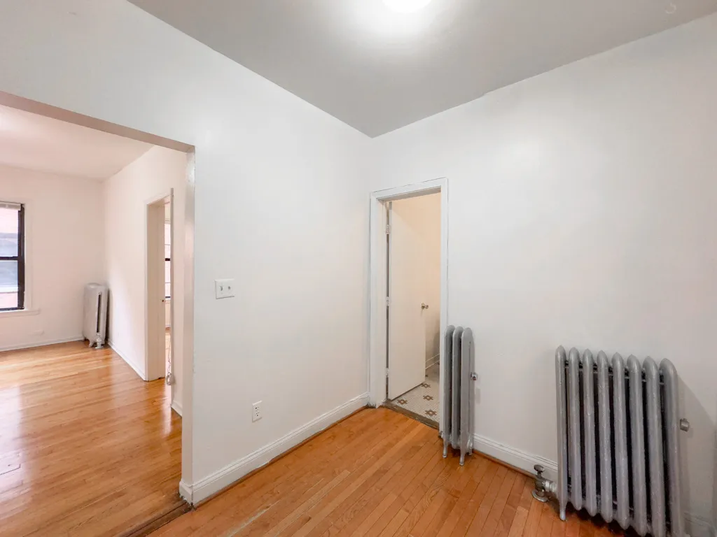 931 W Sunnyside Ave, ,  60640, USA 60640-unit#2S-Chicago-IL