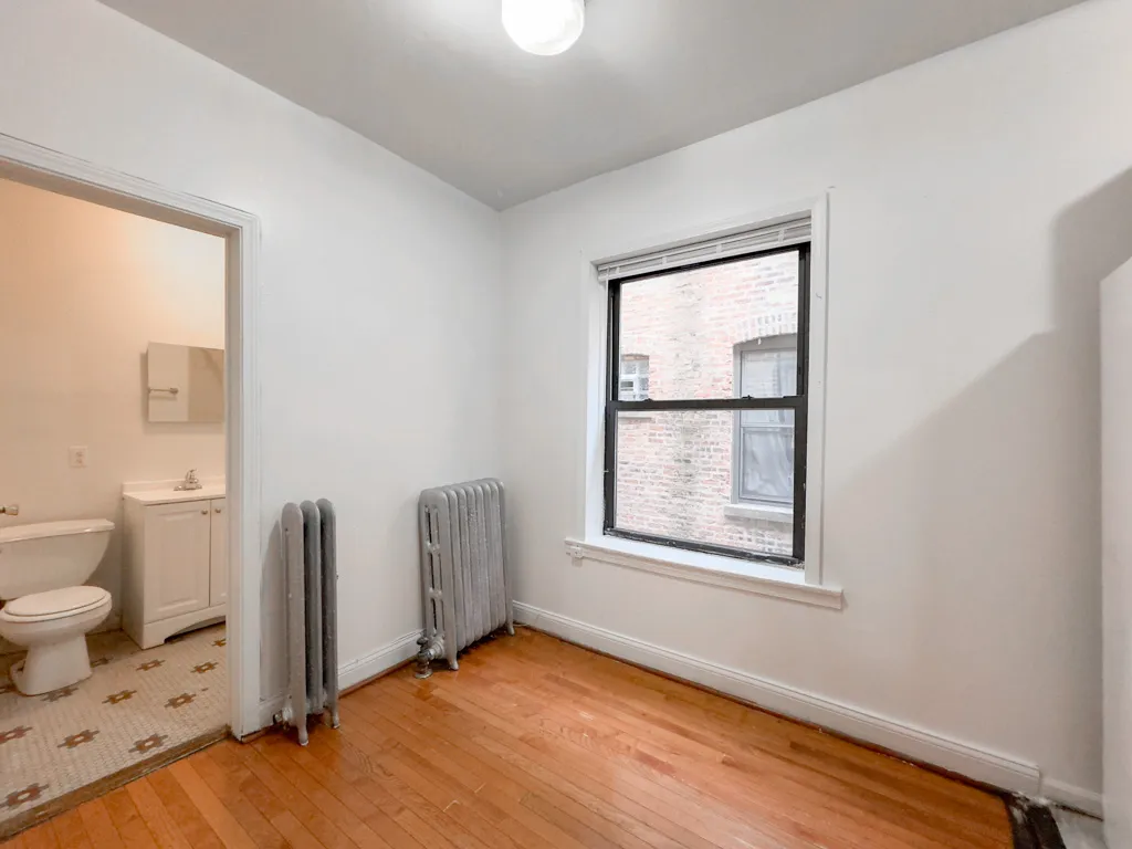 931 W Sunnyside Ave, ,  60640, USA 60640-unit#2S-Chicago-IL