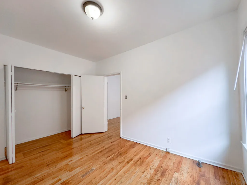 931 W Sunnyside Ave, ,  60640, USA 60640-unit#2S-Chicago-IL