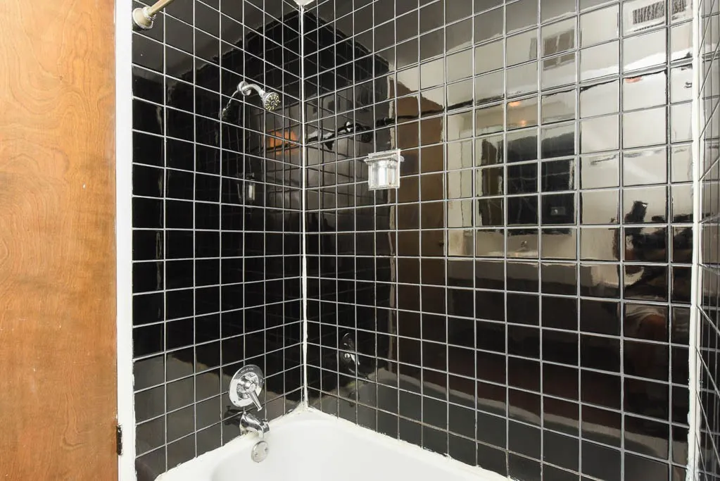 556 W Wellington Ave, ,  60657, USA 60657-unit#2R-Chicago-IL