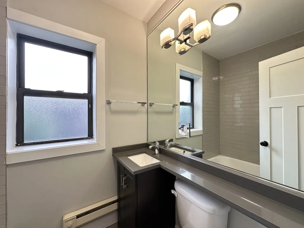 713 W Brompton Ave, ,  60657, USA 60657-unit#64-Chicago-IL