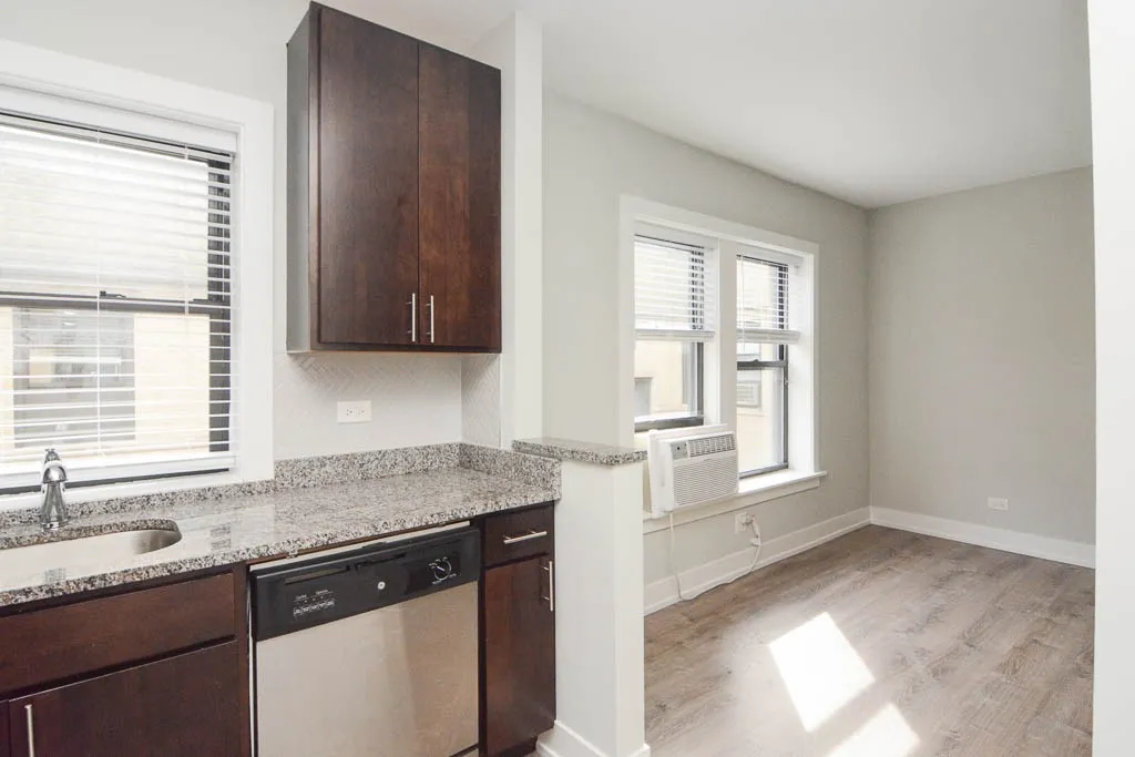 713 W Brompton Ave, ,  60657, USA 60657-unit#66-Chicago-IL