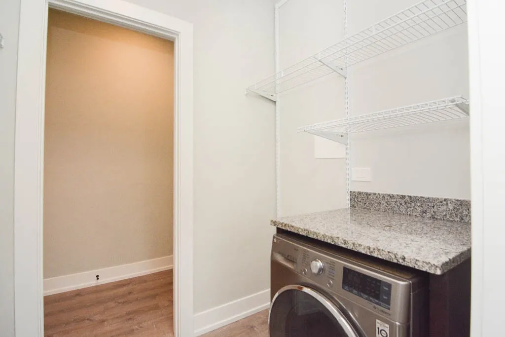 713 W Brompton Ave, ,  60657, USA 60657-unit#66-Chicago-IL