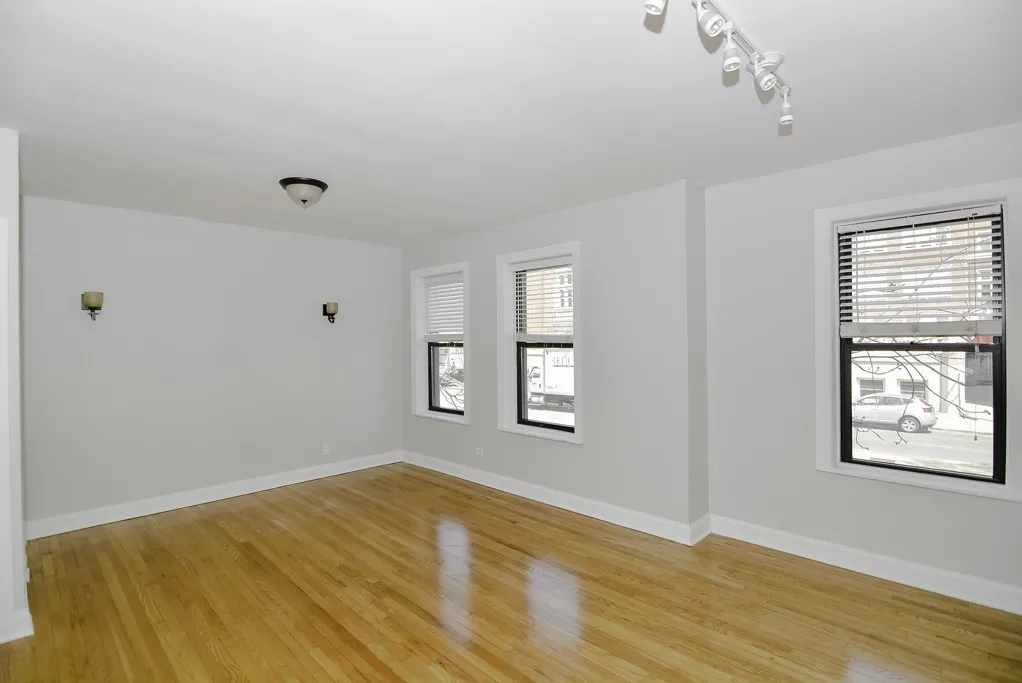 4040 N Ashland Ave, , 60613, USA 60613-unit#1E-Chicago-IL