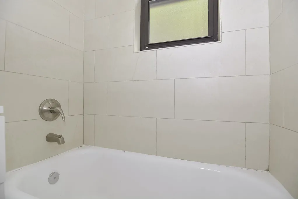 4040 N Ashland Ave, , 60613, USA 60613-unit#1E-Chicago-IL