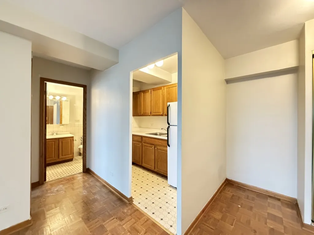 4180 N Marine Dr, ,  60613, USA 60613-unit#1208-Chicago-IL