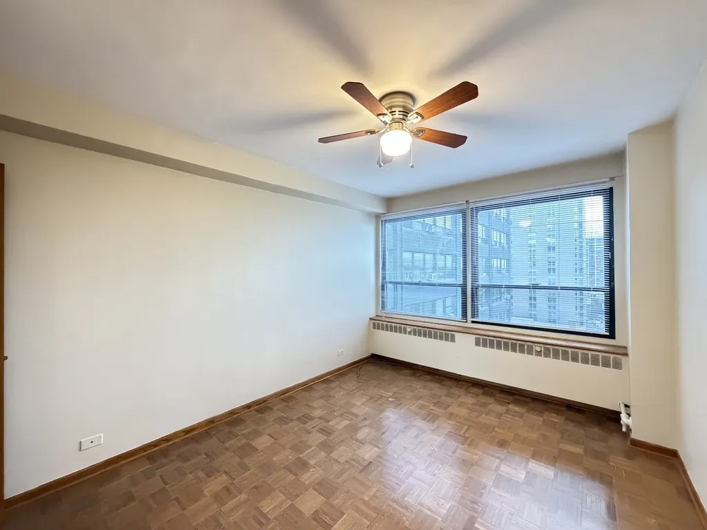 4180 N Marine Dr, ,  60613, USA 60613-unit#1208-Chicago-IL