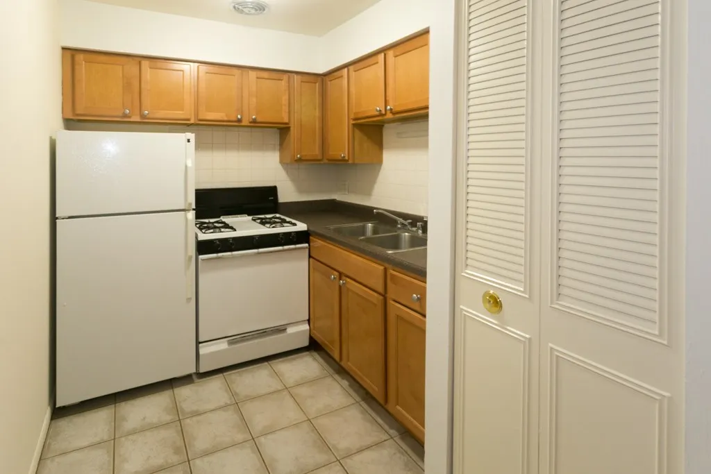 540 W Roscoe St, , 60657, USA 60657-unit#373-Chicago-IL
