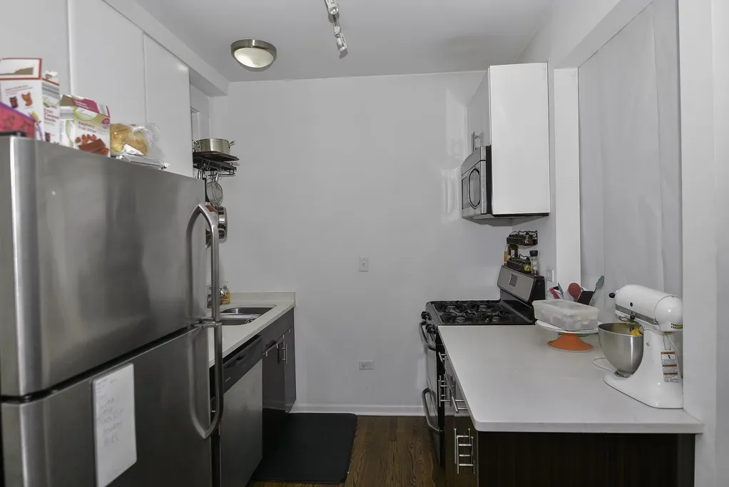 2101 W Fletcher St, , 60618, USA 60618-unit#CH 1-Chicago-IL
