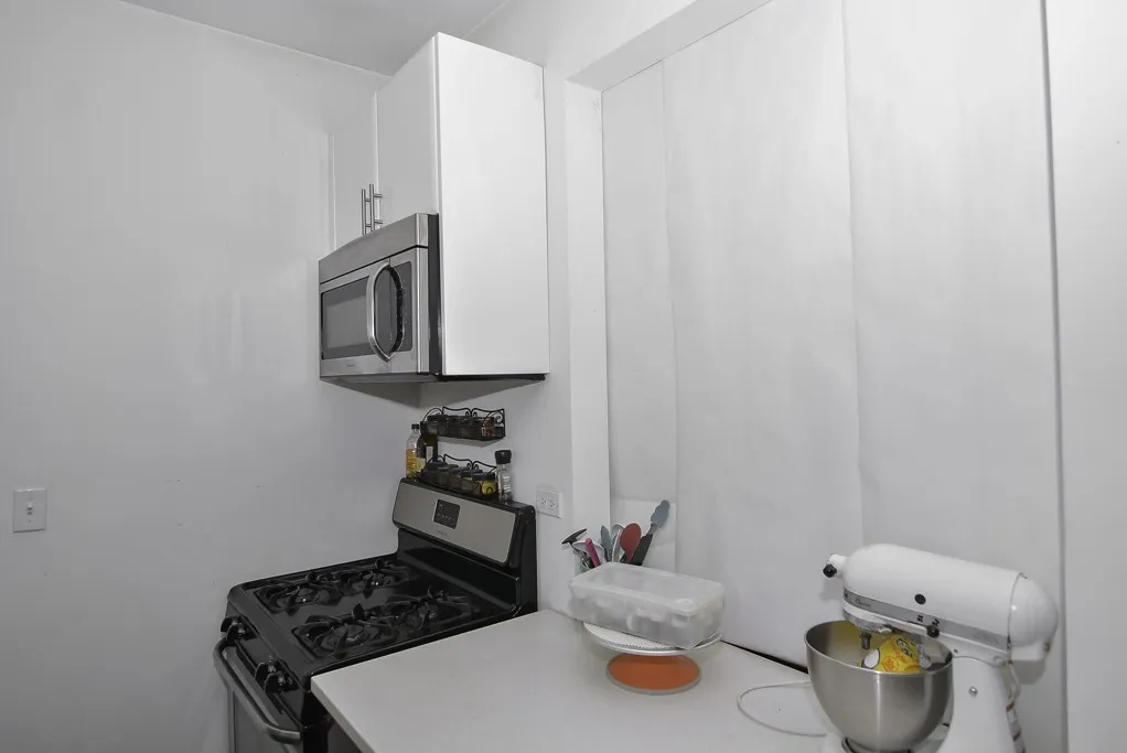 2101 W Fletcher St, , 60618, USA 60618-unit#CH 1-Chicago-IL