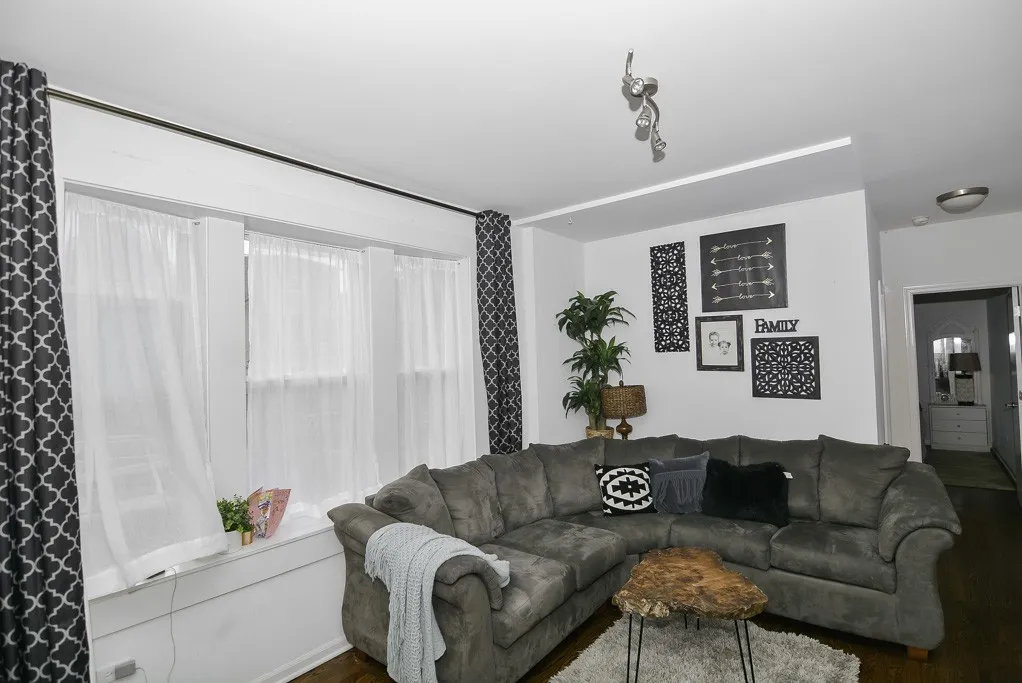 2101 W Fletcher St, , 60618, USA 60618-unit#CH 1-Chicago-IL