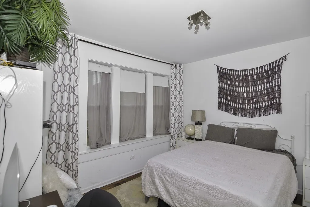 2101 W Fletcher St, , 60618, USA 60618-unit#CH 1-Chicago-IL