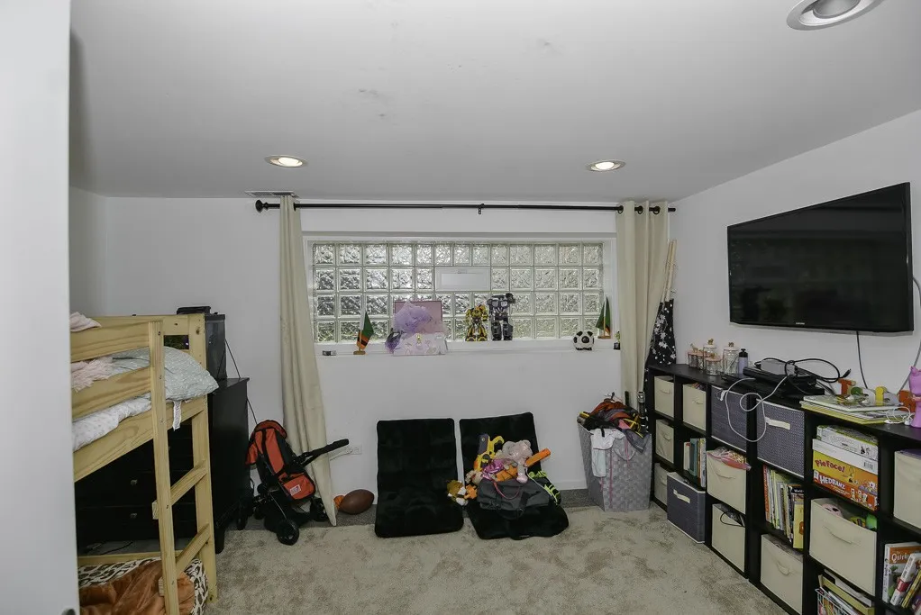 2101 W Fletcher St, , 60618, USA 60618-unit#CH 1-Chicago-IL