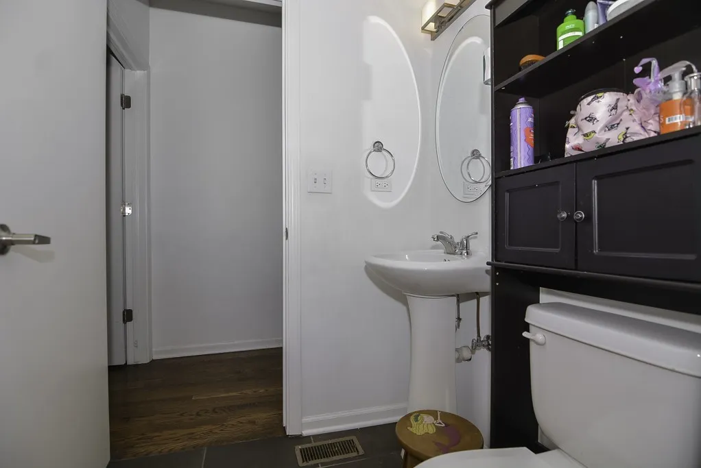 2101 W Fletcher St, , 60618, USA 60618-unit#CH 1-Chicago-IL