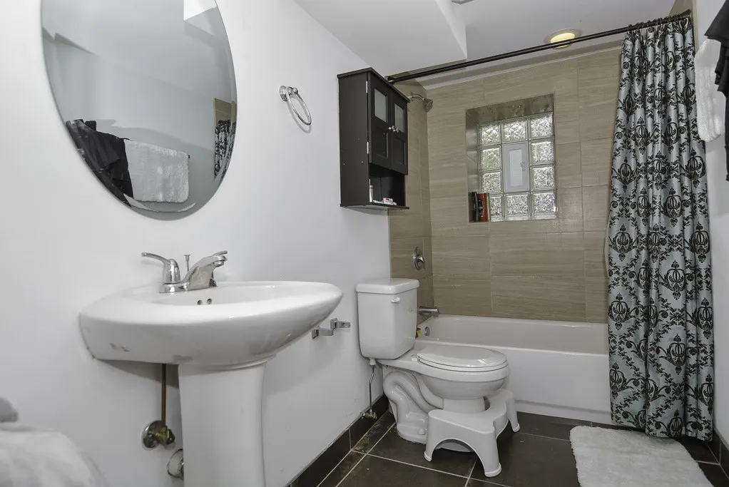 2101 W Fletcher St, , 60618, USA 60618-unit#CH 1-Chicago-IL