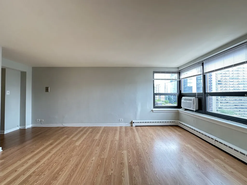 445 W Wellington Ave, ,  60657, USA 60657-unit#10E-Chicago-IL