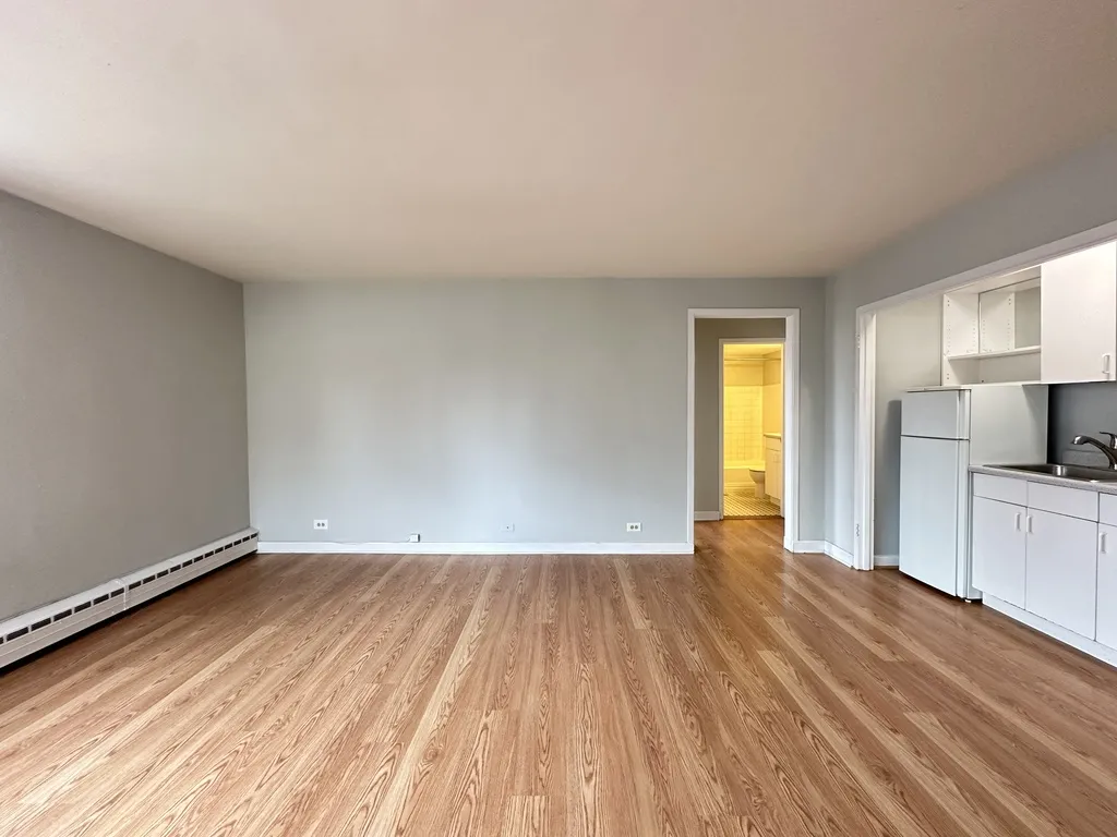 445 W Wellington Ave, ,  60657, USA 60657-unit#10E-Chicago-IL