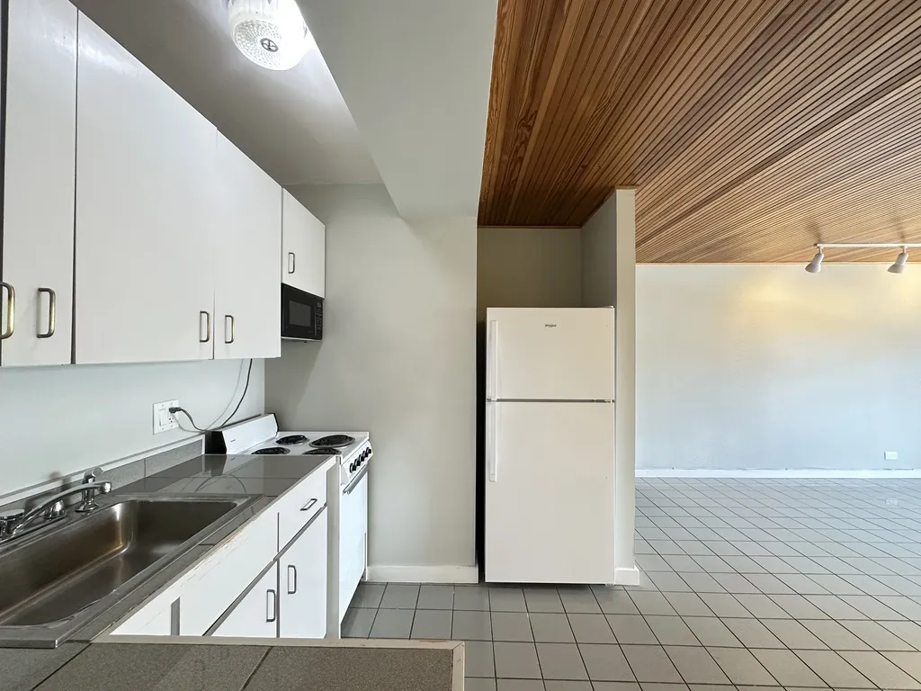445 W Wellington Ave, ,  60657, USA 60657-unit#12G-Chicago-IL
