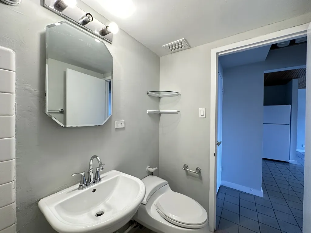445 W Wellington Ave, ,  60657, USA 60657-unit#12G-Chicago-IL