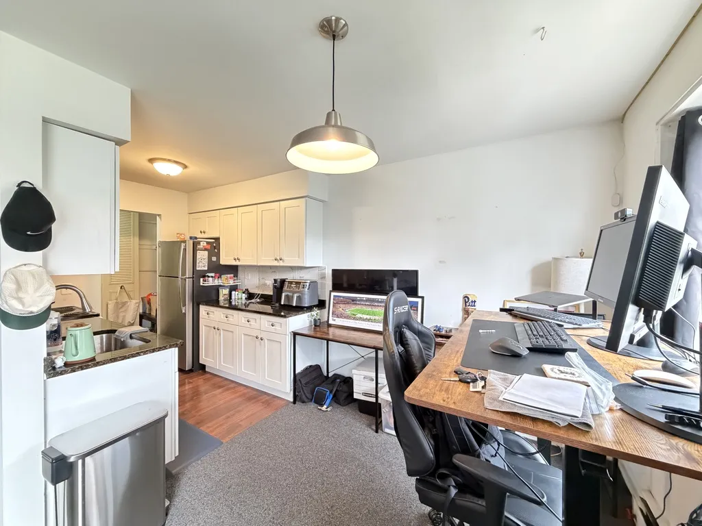 520 W Aldine Ave, , 60657, USA 60657-unit#402-Chicago-IL