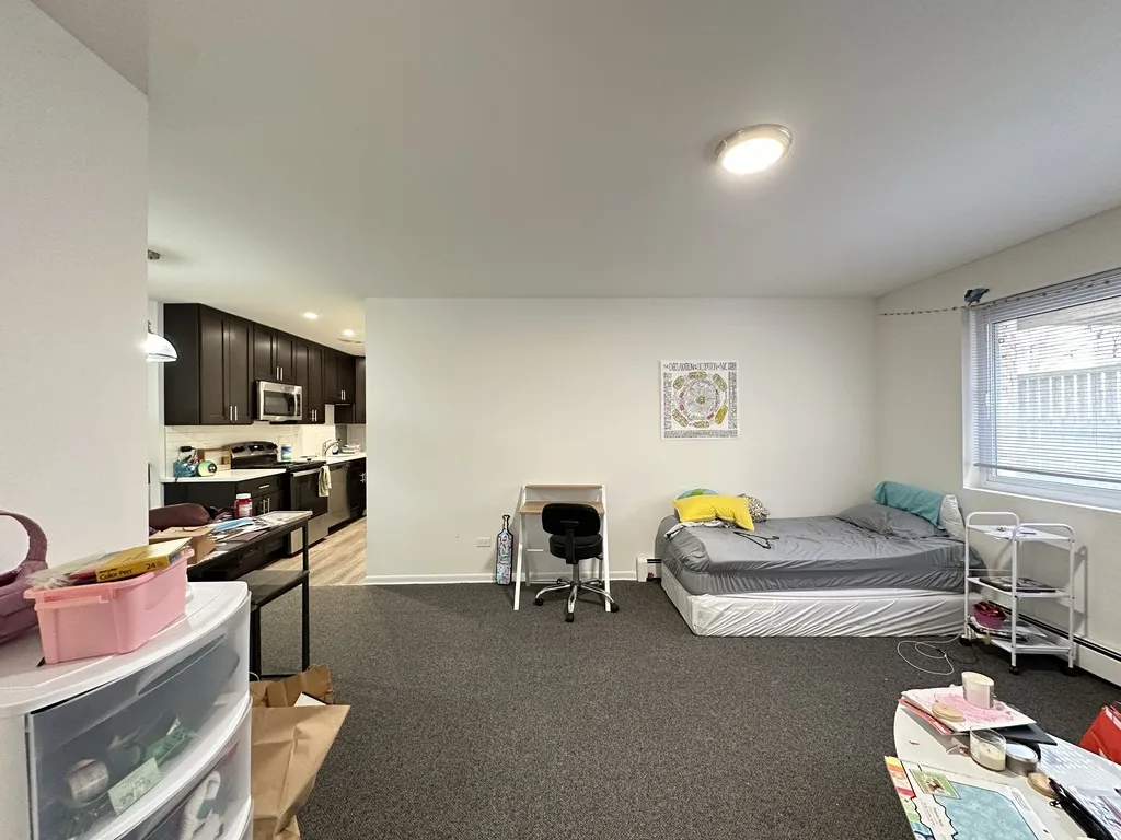 520 W Aldine Ave, , 60657, USA 60657-unit#206-Chicago-IL