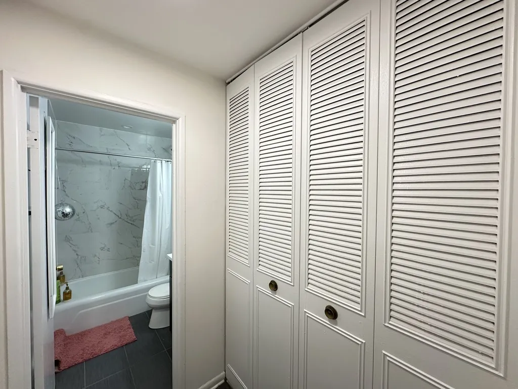 520 W Aldine Ave, , 60657, USA 60657-unit#206-Chicago-IL