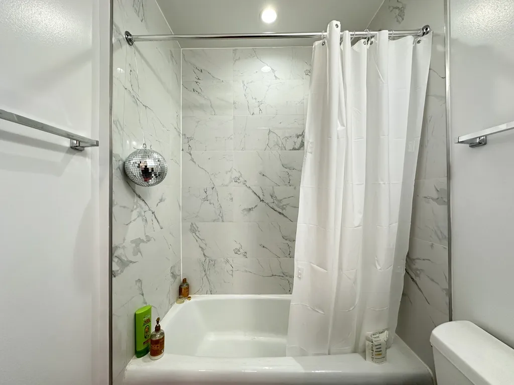 520 W Aldine Ave, , 60657, USA 60657-unit#206-Chicago-IL