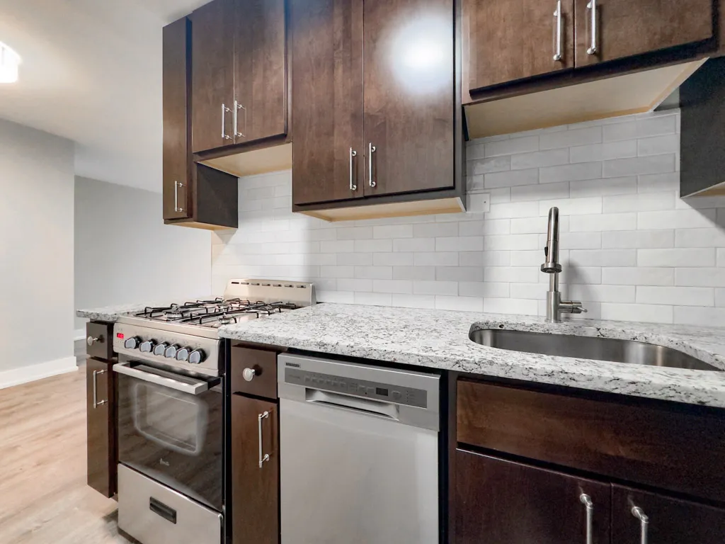 445 W Barry Ave, , 60657, USA 60657-unit#308-Chicago-IL