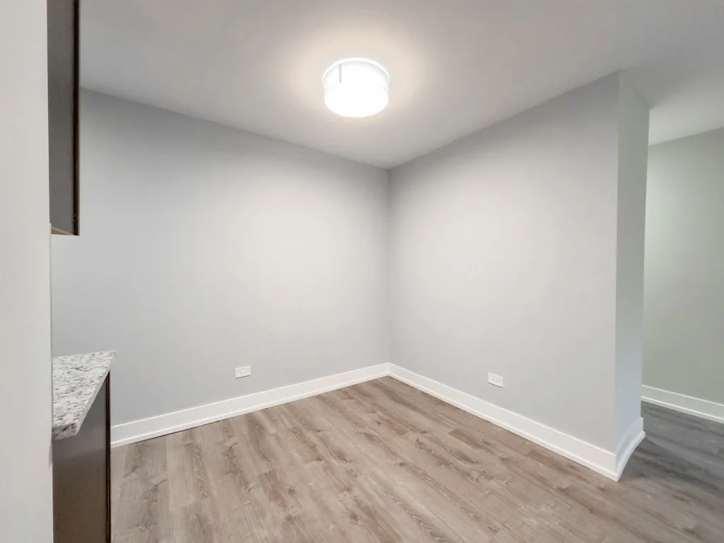 445 W Barry Ave, , 60657, USA 60657-unit#308-Chicago-IL