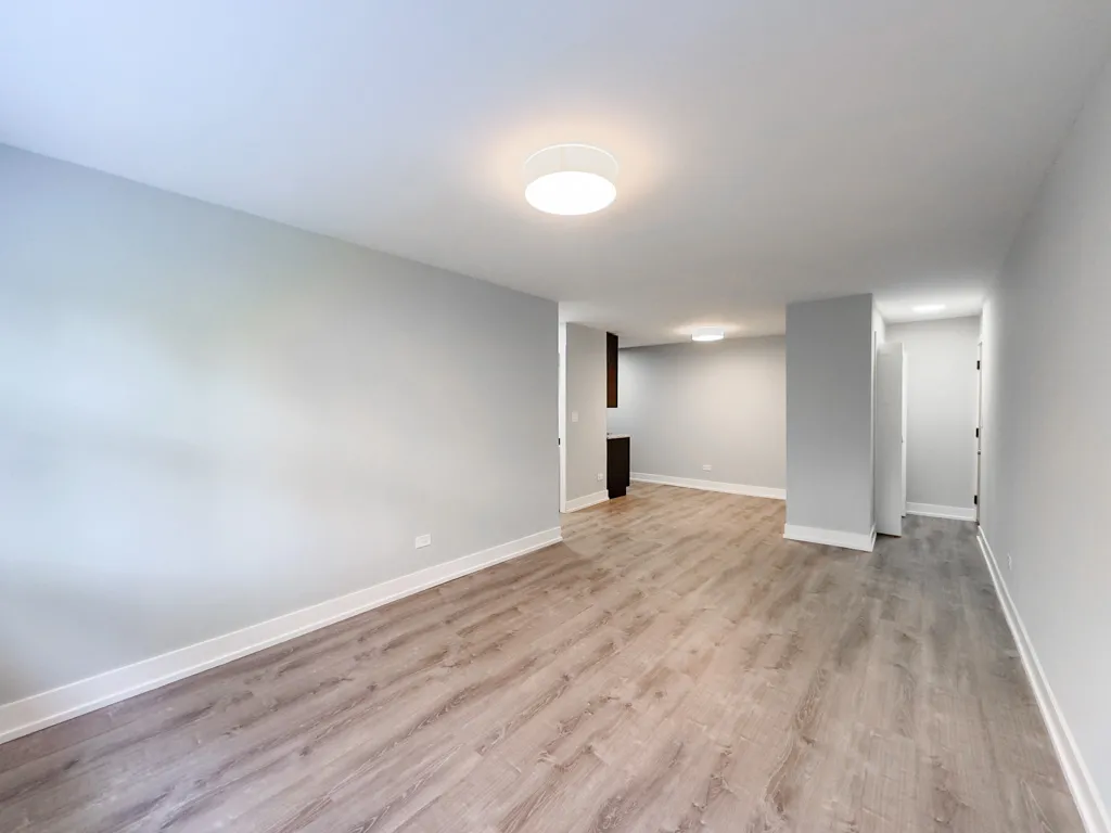 445 W Barry Ave, , 60657, USA 60657-unit#308-Chicago-IL