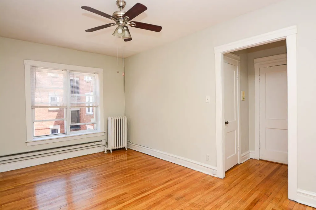 953 W Cornelia Ave, , 60657, USA 60657-unit#2D-Chicago-IL